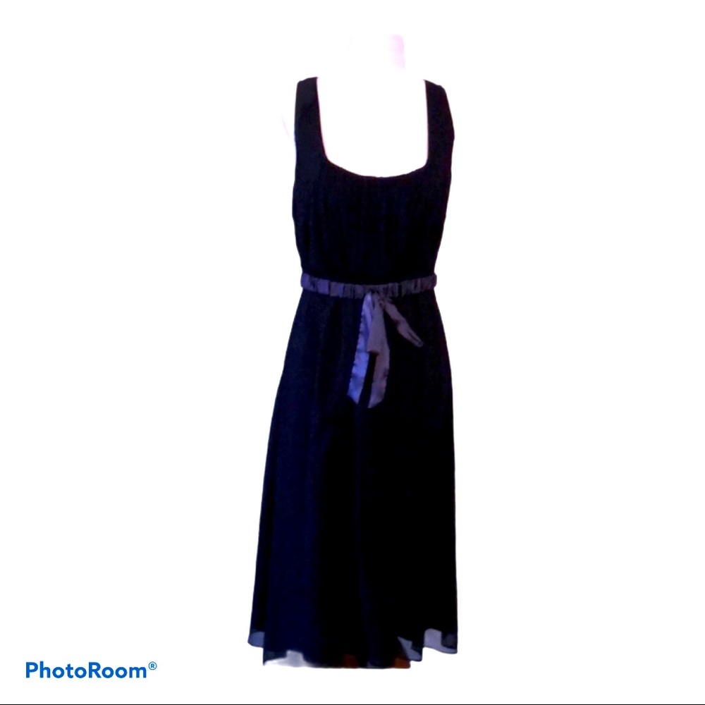 🎉 HP‎ 🎉 Designer Simply Vera Vera Wang Black Dress w/ Grey Belt 8